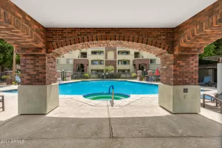 Photo #3: 6283442 Listing 