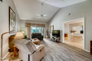 Photo #6: 6283499 Listing