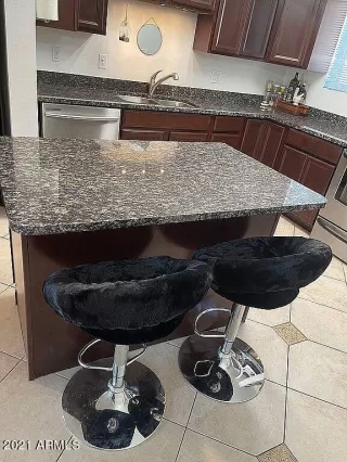 Photo #4: 6283642 Listing