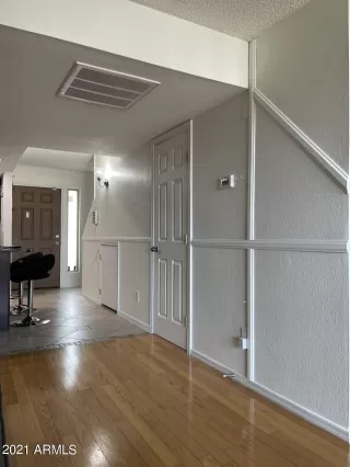 Photo #6: 6283642 Listing