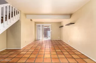 Photo #3: 6283689 Listing