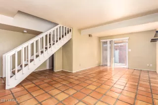 Photo #4: 6283689 Listing