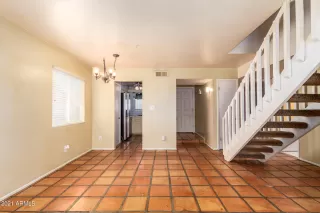 Photo #6: 6283689 Listing