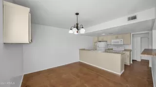 Photo #6: 6283699 Listing 