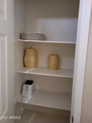 Photo #4: 6283853 Listing