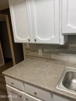 Photo #2: 6283915 Listing