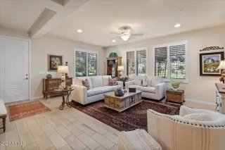 Photo #3: 6283953 Listing