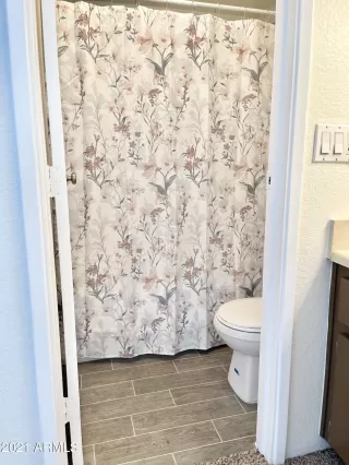 Photo #6: 6284039 Listing