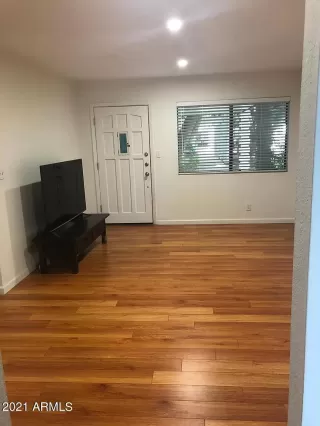 Photo #2: 6284158 Listing