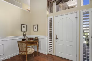 Photo #5: 6284329 Listing