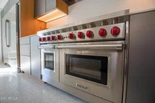 Photo #2: 6284556 Listing 