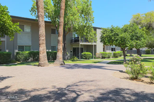 MLS: 6284587 Condo For Sale