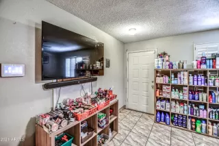 Photo #4: 6284594 Listing