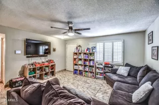 Photo #6: 6284594 Listing
