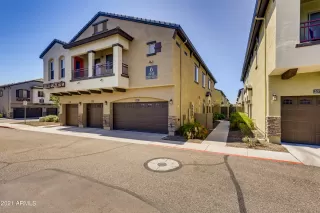 Photo #2: 6284596 Listing