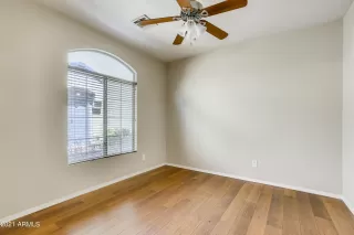 Photo #5: 6284596 Listing