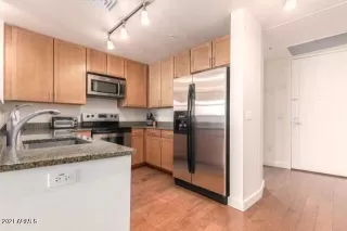 Photo #4: 6284621 Listing