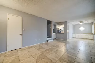 Photo #5: 6284696 Listing