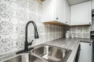 Photo #2: 6284714 Listing 