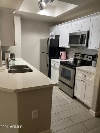 Photo #3: 6284842 Listing