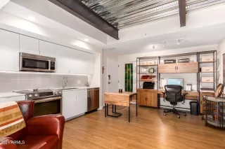 Photo #5: 6284896 Listing 