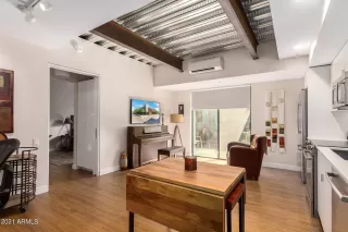 Photo #6: 6284896 Listing 