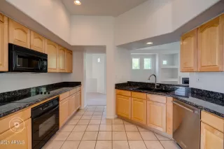 Photo #3: 6285042 Listing