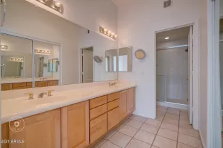 Photo #5: 6285042 Listing