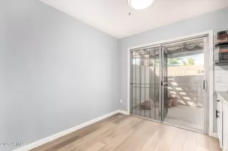 Photo #5: 6285107 Listing