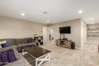 Photo #4: 6285217 Listing