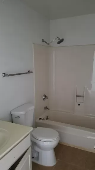 Photo #5: 6285250 Listing 