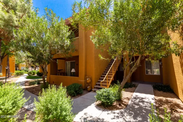 MLS: 6285428 Condo For Sale