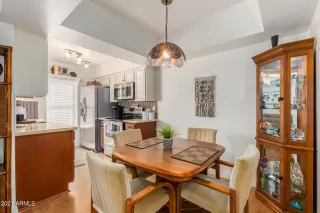 Photo #2: 6285487 Listing 