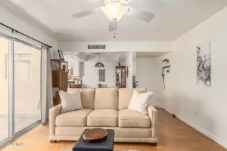 Photo #6: 6285487 Listing 