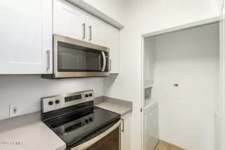 Photo #2: 6285500 Listing 