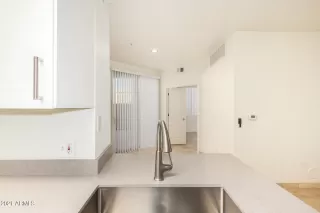 Photo #6: 6285500 Listing 