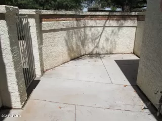 Photo #4: 6285548 Listing