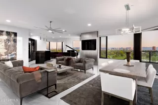 Photo #1: 6285634 Listing