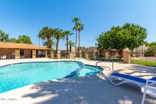 Photo #6: 6286003 Listing 