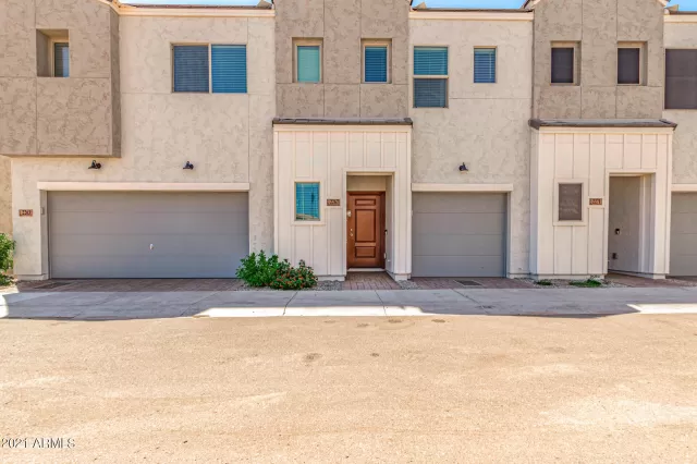 MLS: 6286113 Condo For Sale