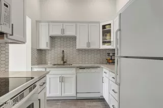 Photo #6: 6286132 Listing 
