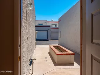 Photo #5: 6286336 Listing