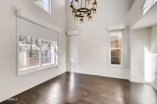 Photo #2: 6286547 Listing