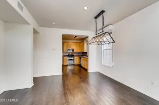 Photo #4: 6286547 Listing