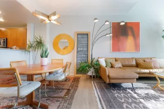 Photo #6: 6286825 Listing