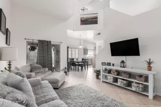 Photo #6: 6286847 Listing