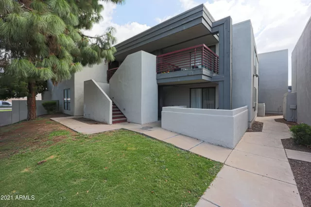 MLS: 6286913 Condo For Sale