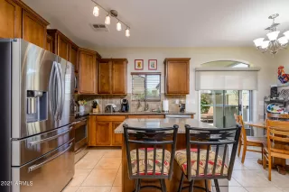 Photo #3: 6287077 Listing