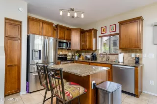 Photo #4: 6287077 Listing