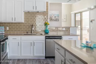 Photo #3: 6287081 Listing